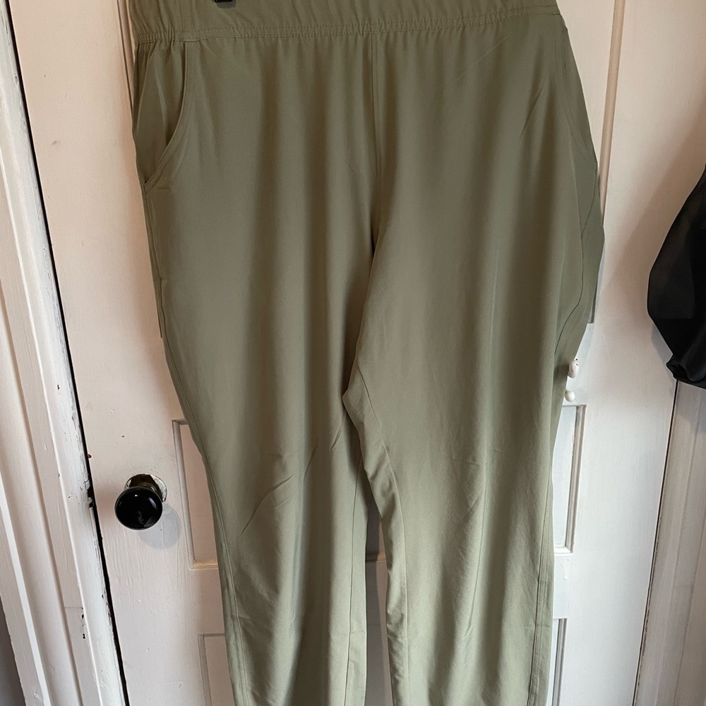Eddie Bauer Sage Green Lightweight Pants